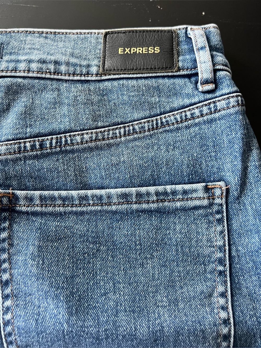 High Rise Mom Jeans - Picture 4 of 5